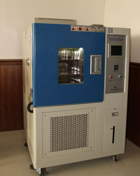 高低溫交變濕熱試驗(yàn)箱